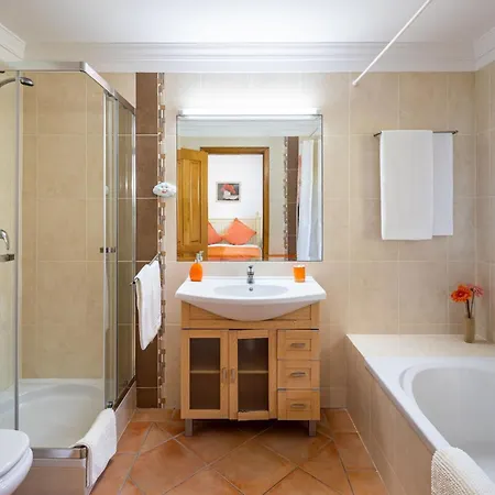 8 Schlafzimmer Villa- Pool- Bbq- By Interhome Casa de Férias