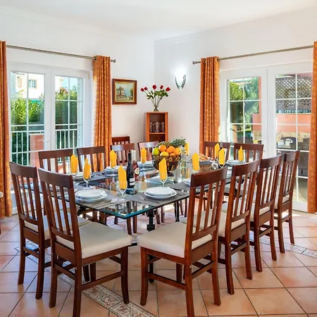 8 Schlafzimmer Villa- Pool- Bbq- By Interhome Albufeira