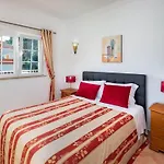 8 Schlafzimmer Villa- Pool- Bbq- By Interhome Nyaraló *