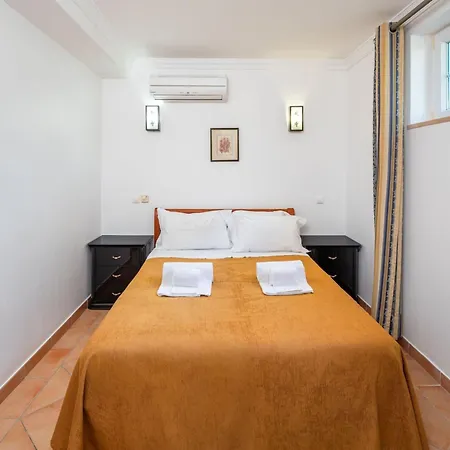 Casa de Férias 8 Schlafzimmer Villa- Pool- Bbq- By Interhome Albufeira