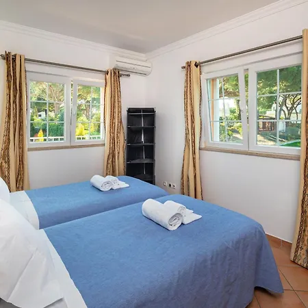 8 Schlafzimmer Villa- Pool- Bbq- By Interhome *